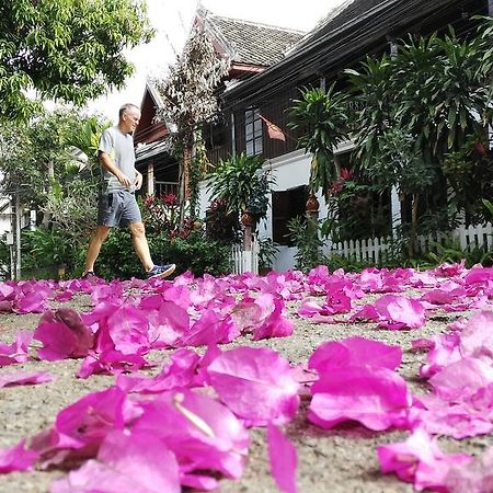 Wisdom laos hotel Luang Prabang Exterior foto