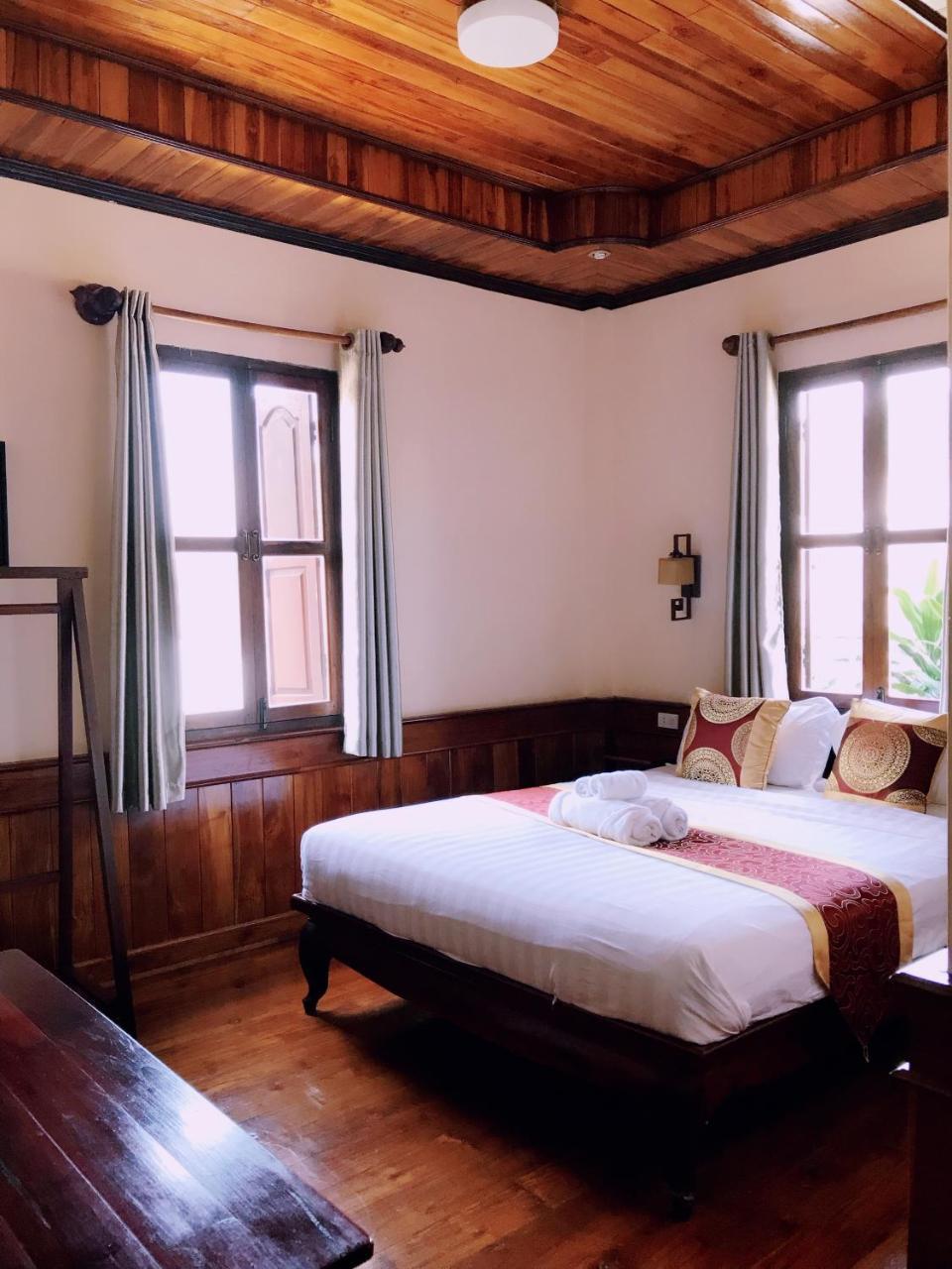 Wisdom laos hotel Luang Prabang Exterior foto