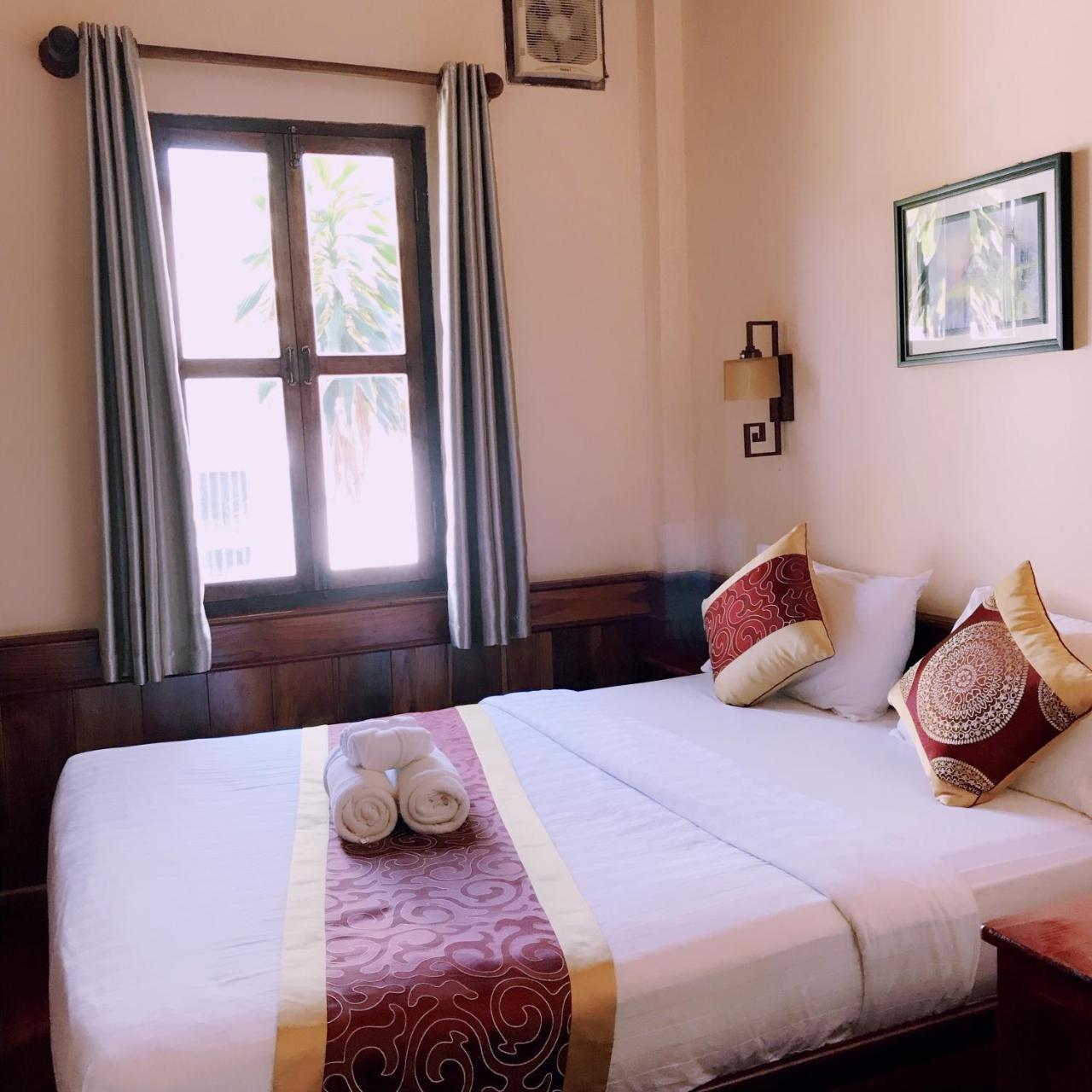 Wisdom laos hotel Luang Prabang Exterior foto